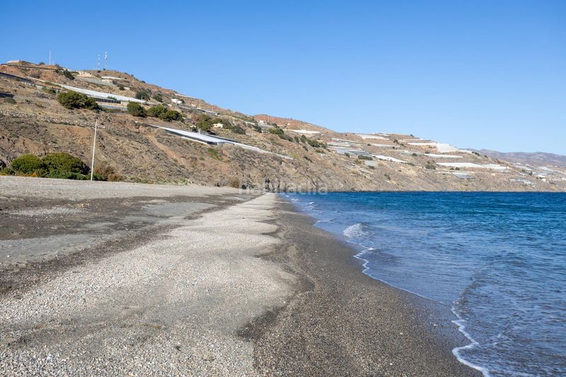 Foto 2d48a323-ce0e-488e-b8b2-eef4a706f132. Piso !! impresionante piso con garaje en primera linea de playa en playa cambriles !! en Lújar