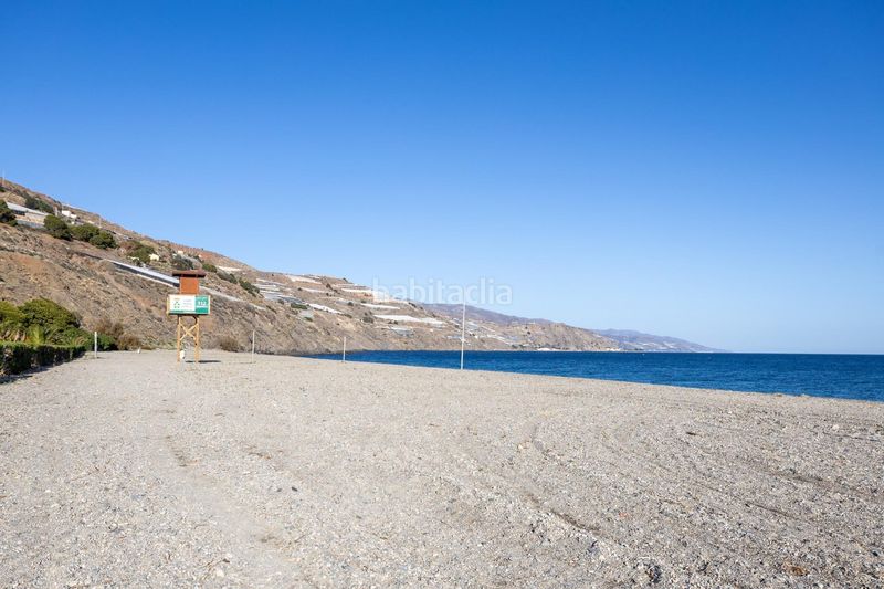 Foto 527292a0-b9a8-4df7-909a-37532d1bcaa5. Piso !! impresionante piso con garaje en primera linea de playa en playa cambriles !! en Lújar