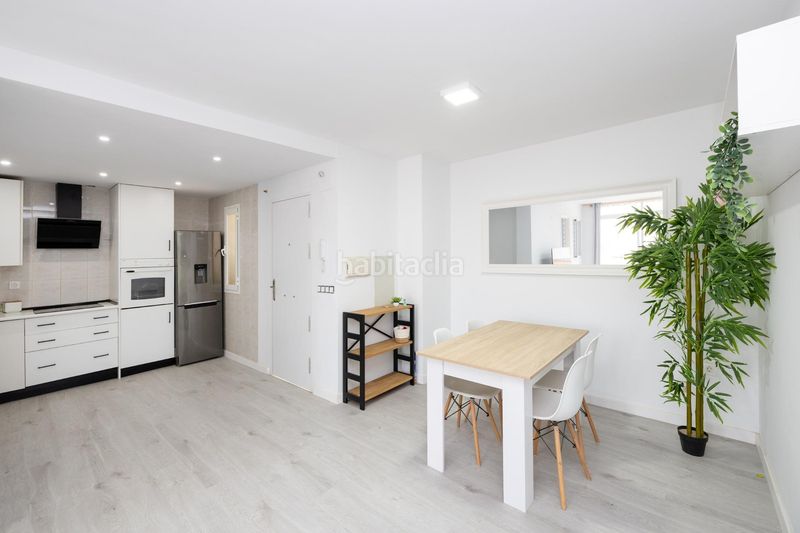 Foto 99467ac5-94cb-4e71-9bee-8485b3cb4b59. Piso !! impresionante piso con garaje en primera linea de playa en playa cambriles !! en Lújar