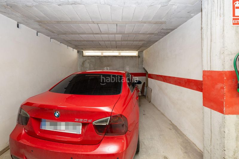 Foto c8fffe99-3968-42f9-bf53-433689d7107e. Piso !! impresionante piso con garaje en primera linea de playa en playa cambriles !! en Lújar