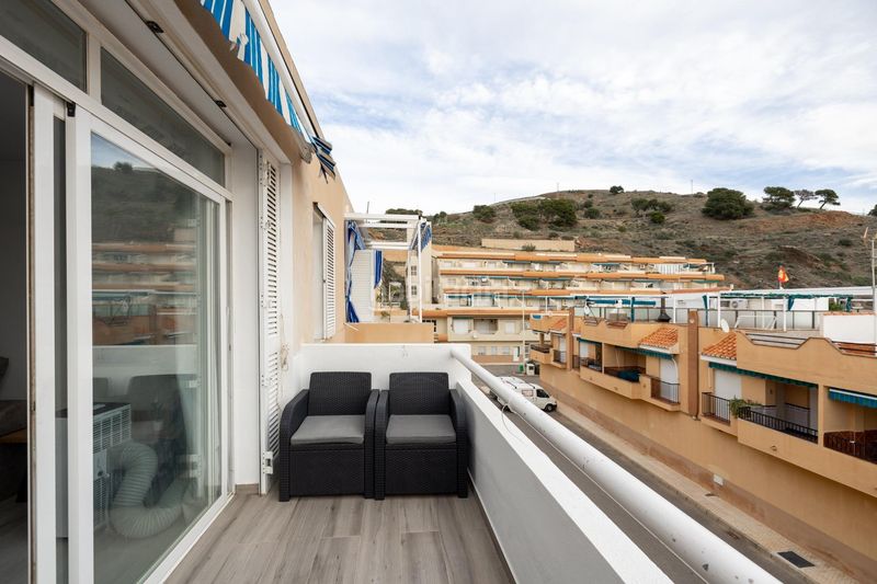 Foto f72af2d9-3e39-4d17-ad94-a1fe1b4e39a4. Piso !! impresionante piso con garaje en primera linea de playa en playa cambriles !! en Lújar