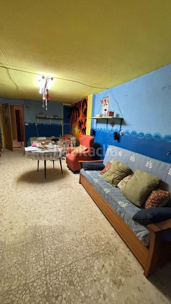 Foto 986c3241-a076-40c2-81f8-3b061818e02a. Casa amb aparcament a Padul