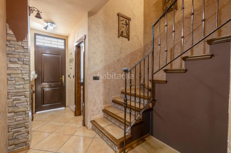 Foto 8217f074-5ada-4dd7-ad54-58191a5ed4bd. Casa amb aparcament a Alfacar