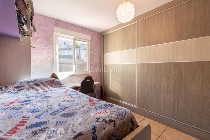 Foto d13776c3-1079-4cc6-898b-65100255c342. Casa amb aparcament a Alfacar
