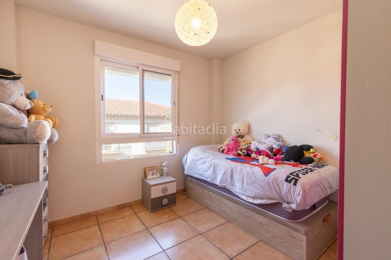 Foto d83a012f-f783-45be-a187-c9c1e2d2cbef. Casa amb aparcament a Alfacar
