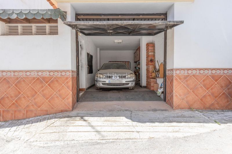 Foto beab59d3-f47e-4ad9-b122-0ef9957e66c5. Casa adossada amb calefacció aparcament a Padul