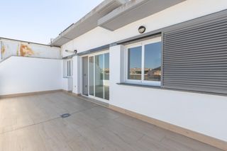 Penthouse  Calle calle tigre. Fantástico ático en el centro de albolote