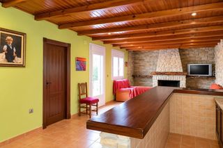House  Pio baroja. Gran casa en padul, granada