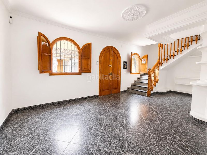 Foto a7a5b0d8-1bc9-44e1-8f3b-a61ef60f9e68. Casa adossada a Centro Histórico Vélez - Málaga