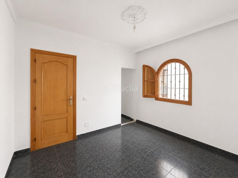 Foto db53a2e4-13d8-4859-a11e-30b0439ca62a. Casa adossada a Centro Histórico Vélez - Málaga