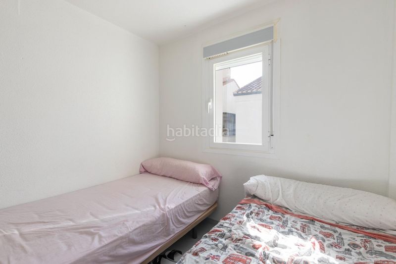 Foto 0ab1f7d4-2e65-4a01-a34e-1ca05635592a. Casa adossada a Guadix