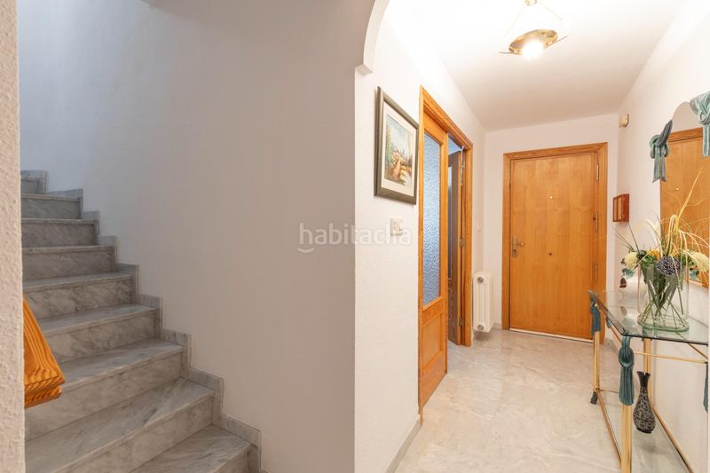 Foto ead4fbce-d6c0-4eac-acfb-47c2494e9bfd. Casa amb calefacció aparcament piscina a Joaquina Eguaras Granada