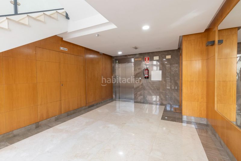 Foto e2d675e2-f3d4-4b12-9524-59efa5834a06. Pis amb calefacció aparcament piscina a Cerrillo de Maracena - Periodistas Granada