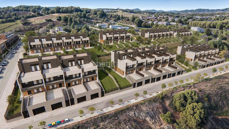 Foto a3bfc96c-c918-4aba-bd08-ab8edfb377a1. Casa adossada 279m<sup>2</sup> amb calefacció aparcament a Sant Quirze Parc-Vallsuau-Castellet Sant Quirze del Vallès