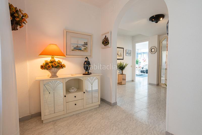 Foto 1edbf624-fc25-49e5-9766-f57bbb143b68. Pis amb piscina a Playa Levante Benidorm