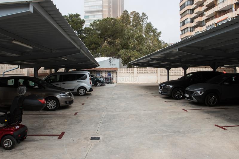 Foto 876fe639-ae20-4887-8f2f-ddc8bd8fa734. Pis amb piscina a Playa Levante Benidorm