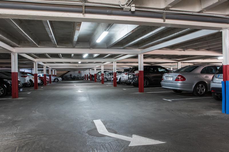 Foto 8cafea5b-b780-4933-8adc-69c9e8cfbd08. Pis amb piscina a Playa Levante Benidorm