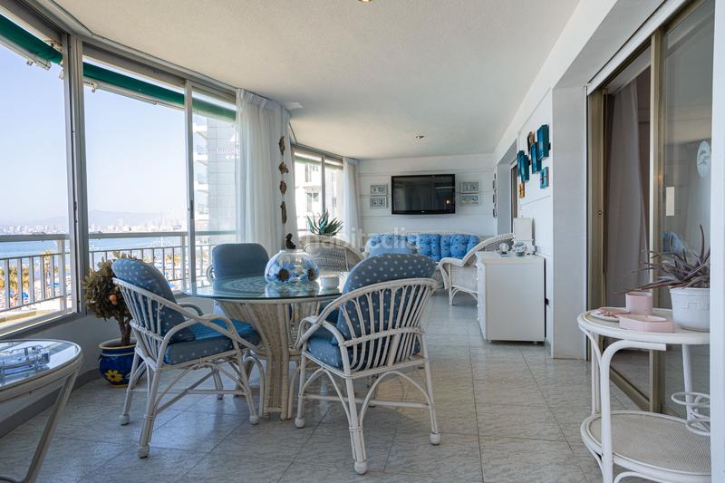 Foto 9d2f852d-26ed-4808-94e3-bdfcc09786f9. Pis amb piscina a Playa Levante Benidorm