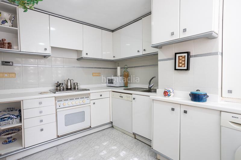 Foto c3e4af75-5c20-4825-96db-cccaf366fc43. Pis amb piscina a Playa Levante Benidorm