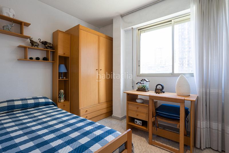 Foto c9ff3bfc-cb55-4954-8a7f-f3e0cfa739f6. Pis amb piscina a Playa Levante Benidorm