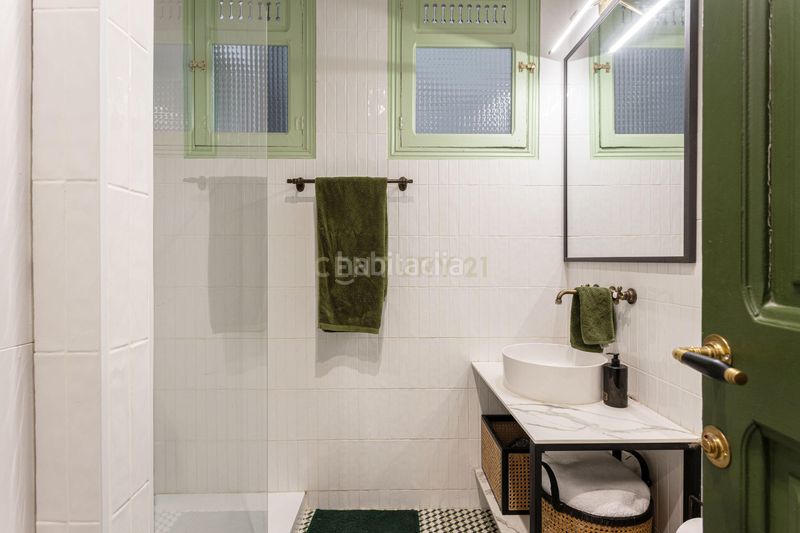 Foto 9063dbda-6549-4f4e-9c12-db5bbdcce051. Appartement in calle de sicília in Sagrada Família Barcelona