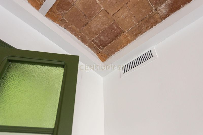 Foto c327c639-6887-4652-a27b-cbb2bfa67eda. Appartement in calle de sicília in Sagrada Família Barcelona