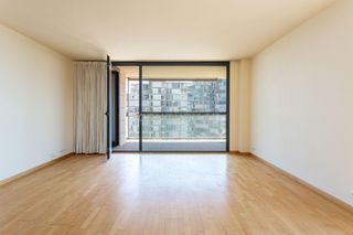 Pis a Passeig del Taulat, 281, Barcelona, Spain