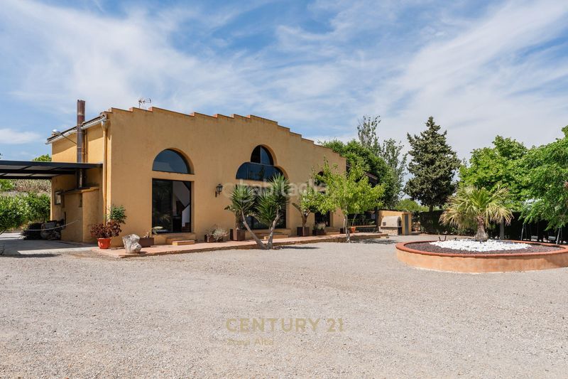 Foto 09ee0613-e946-45f9-9279-a5f354235e43. Casa a cal farines a Castellví de la Marca