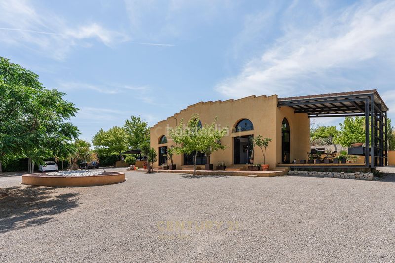 Foto a1a49329-35ea-4730-aab9-0f49216a1a3e. Casa a cal farines a Castellví de la Marca