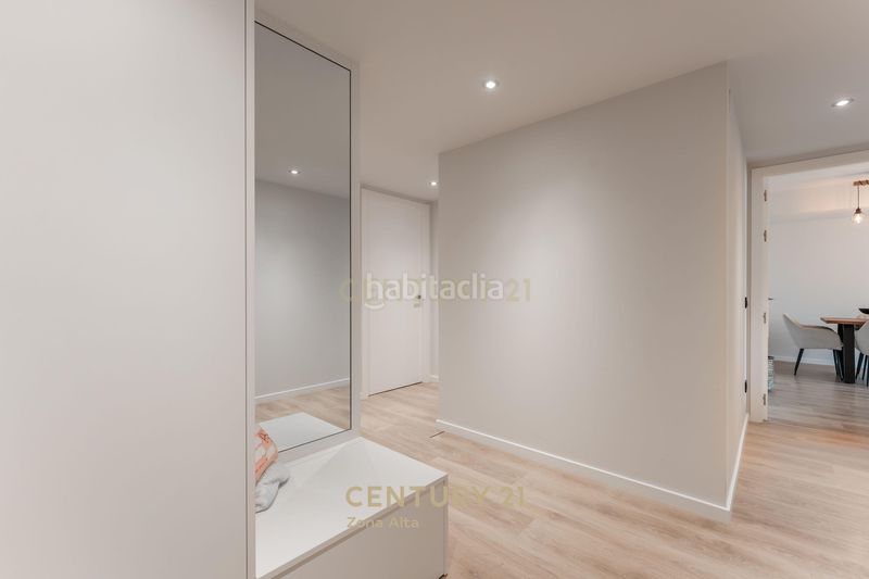 Foto 1f2f4f36-9983-46ef-b797-b3aa68cf63bd. Edifici a av. europa a La Girada Vilafranca del Penedès