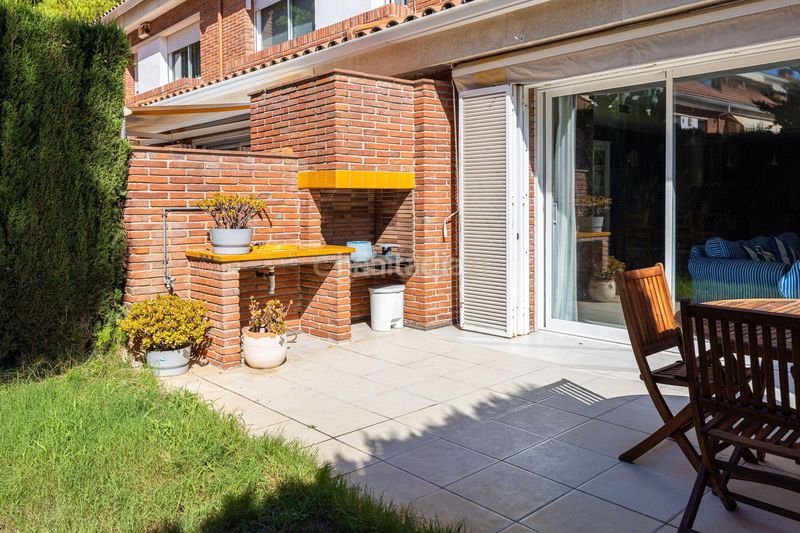 Foto b8062605-e21f-430b-bfa7-899514e57599. Lloguer casa a Gava Mar Gavà
