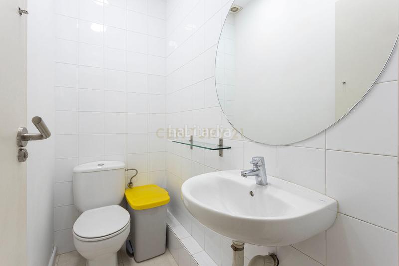 Foto 17a83239-3373-4fc5-9033-329685065eeb. Oficina a carrer del torrent de l'olla a Vila de Gràcia Barcelona