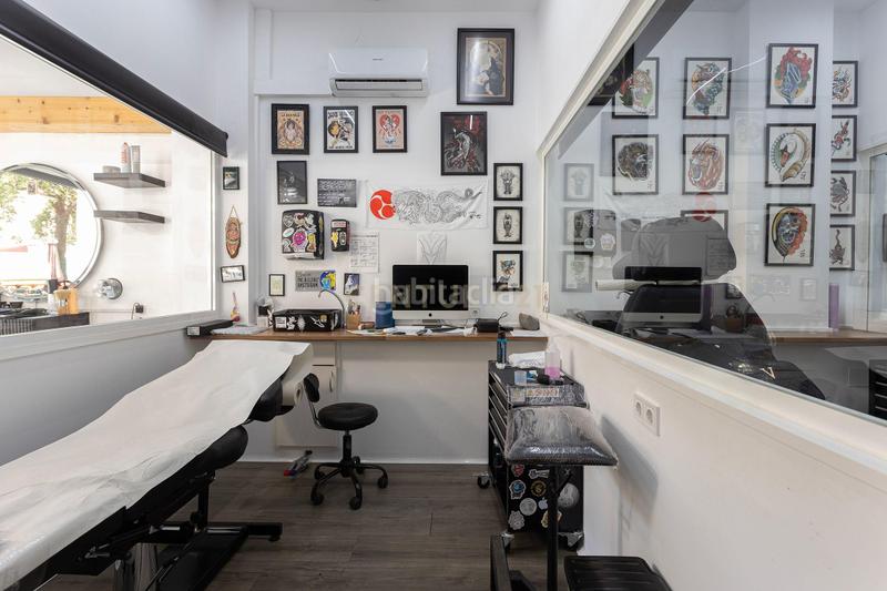 Foto 643e47c8-4d71-4c90-940a-204d96f20fe3. Oficina a carrer del torrent de l'olla a Vila de Gràcia Barcelona