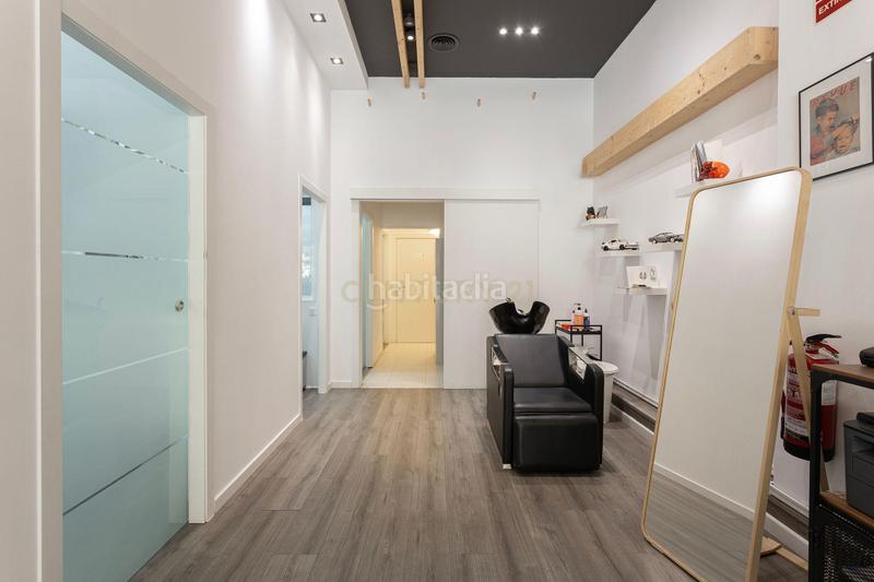 Foto 6cd34749-6c38-41c1-b18b-b801717887fd. Oficina a carrer del torrent de l'olla a Vila de Gràcia Barcelona