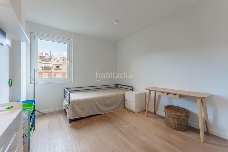 Foto 3197c6eb-68b9-4179-952a-34e61fafd0db. Lloguer apartament a carrer del doctor ferran a Pedralbes Barcelona