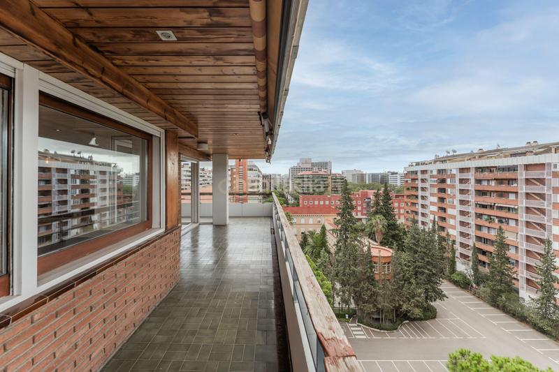 Foto 251137e7-a8a8-4e71-8587-5e783d62024b. Miete appartement in carrer del doctor ferran in Pedralbes Barcelona