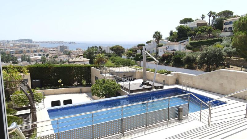 Foto 3c6c3e7b-5719-4eb7-8465-adc3c5e23939. Maison avec piscine dans Poble Calonge