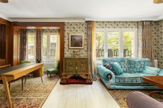 Apartament a Carrer de calvet, barcelona, spain. Ubicación excepcional, espacio y confort en el corazón de zona a