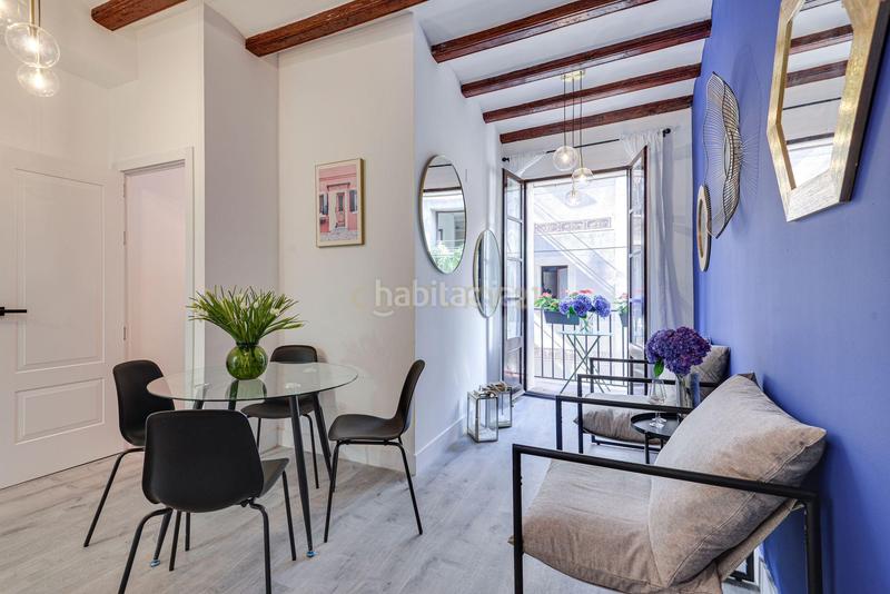 Foto 193783df-9533-47f3-915f-c19b85fbc47b. Apartament a carrer dels canvis vells a St. Pere - Sta. Caterina - El Born Barcelona