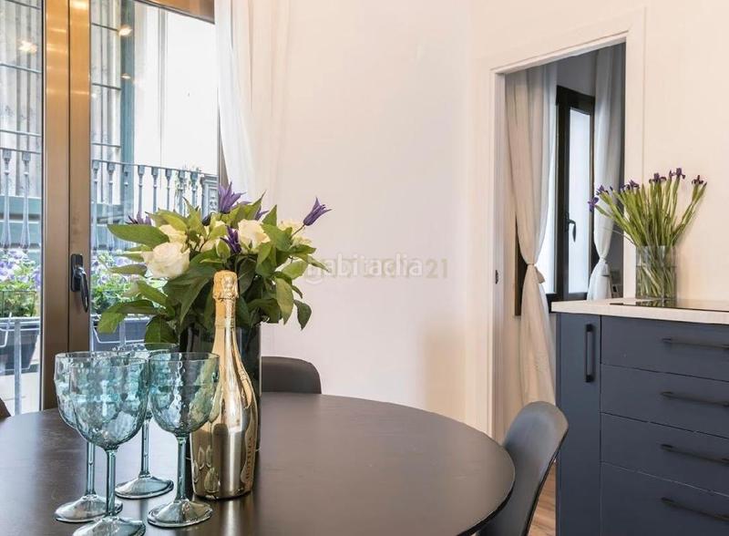 Foto df1e74d7-74db-4124-8f2d-22ffae0cf85f. Apartament a carrer de les caputxes a St. Pere - Sta. Caterina - El Born Barcelona