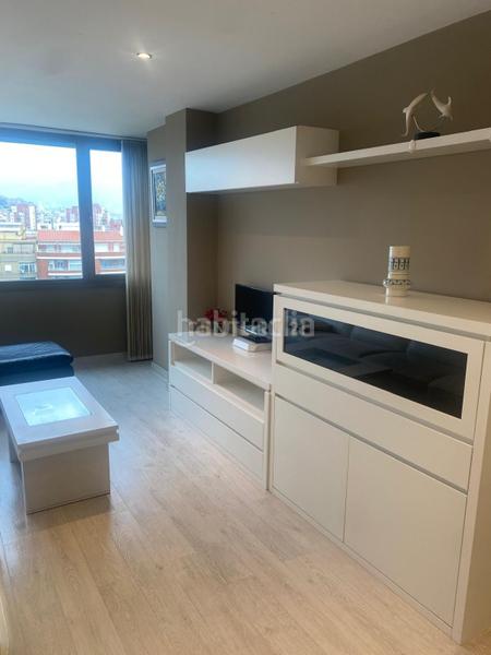 Foto 1a7aacc4-9efe-48f7-a761-4dfa9ce83c2c. Lloguer apartament a av. meridiana a La Sagrera Barcelona