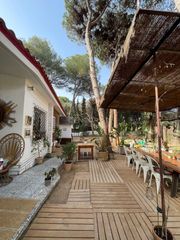 Wohngrundstück in Gavà, barcelona, spain. Pineda 38 un oasis de privacidad y rendimiento en la costa de ba