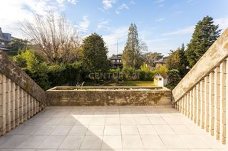 Rent House in Carrer d'àngel guimerà, sant cugat del vallès, barcelona, spain. Exclusiva vivienda unifamiliar en sant cugat del vallès