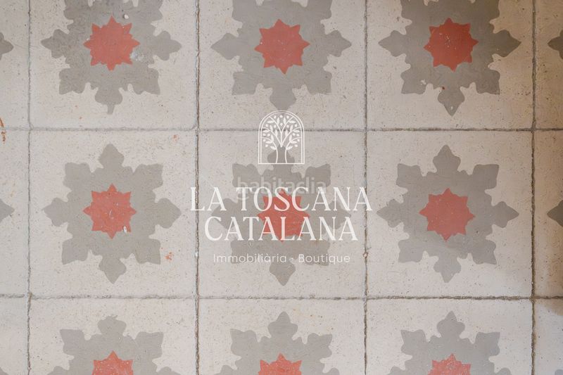 Foto 0a1e752e-1179-42b1-8bec-e32a8fc1c973. Edifici a Caldes de Malavella
