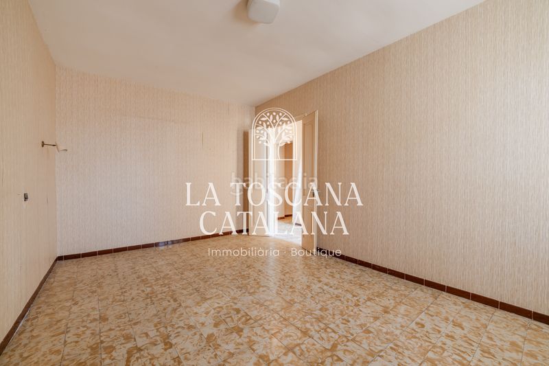 Foto fce10fc6-3dfe-4932-98ca-36d48d839999. Edifici a Caldes de Malavella