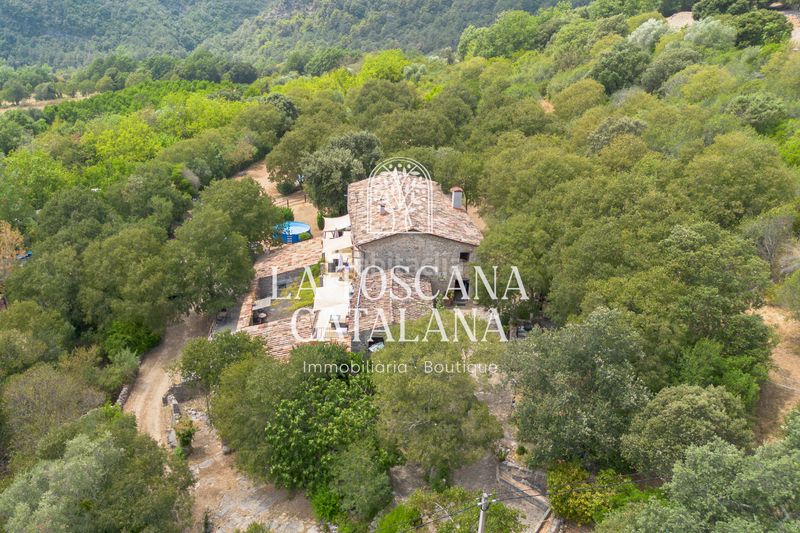 Foto 0a88b263-8011-4c4e-b4d2-5cd3ee4aa15c. Bauernhof in n/a in Sales de Llierca