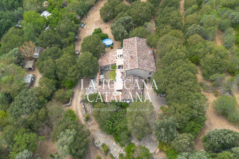 Foto ea503575-010f-45ac-9244-e356ef40d479. Bauernhof in n/a in Sales de Llierca