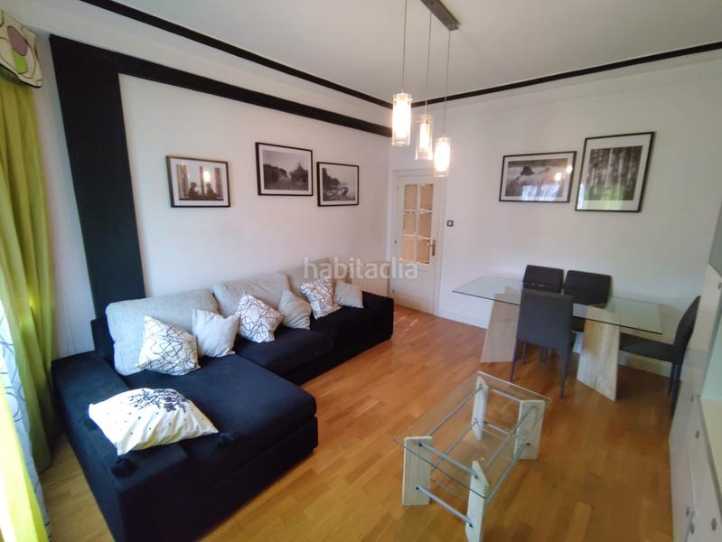 Foto 185c9cf8-3e01-435d-8f2c-3c5aefb9d9b4. Appartamento con riscaldamento in Centro Barakaldo