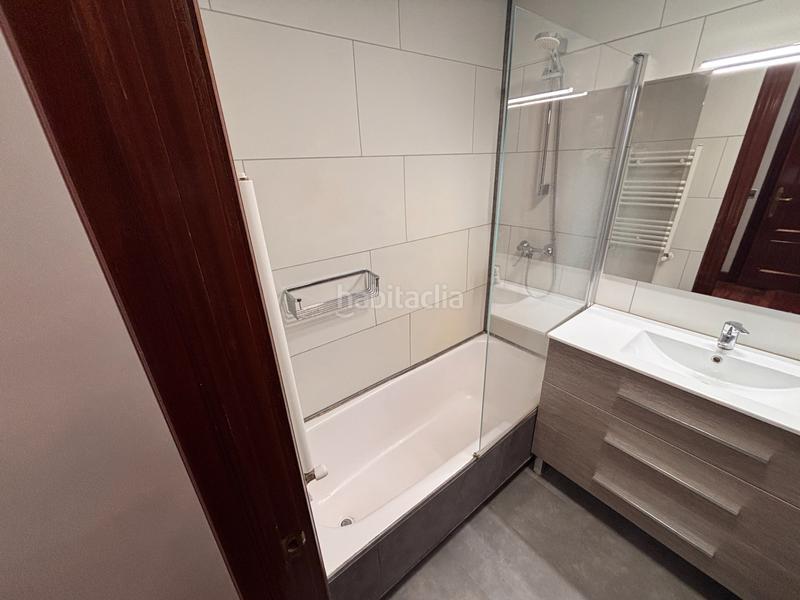 Foto 3ae1b56f-dc9f-47b5-9a08-7145b735a02c. Affitto piccolo appartamento con camino riscaldamento parcheggio in Getxo