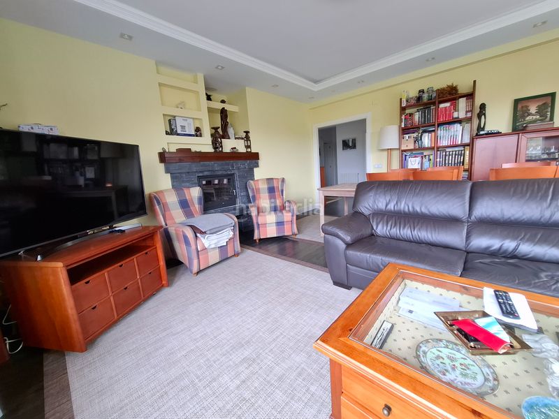 Foto 68c64788-c8e8-41f1-bf53-ba832d22737b. Xalet amb xemeneia calefacció aparcament a Barrika